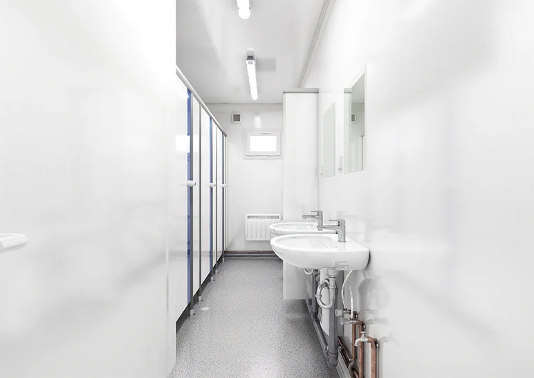 Innenansicht WC-Container
