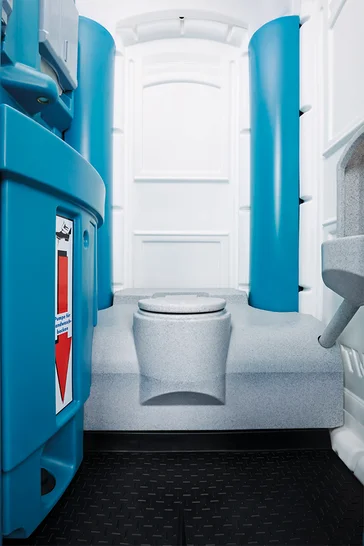 Innenansicht Toilettenkabine TOI WATER