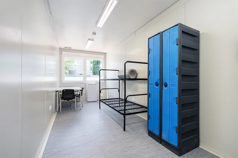 Innenansicht eines Raumcontainers Ausstattung Unterkunft mit Schlafmöglichkeit