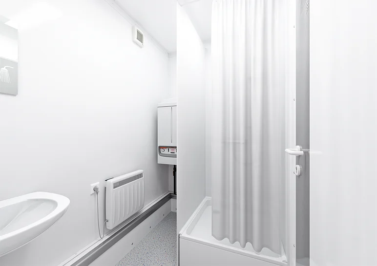Innenansicht WC-Dusch-Container klein