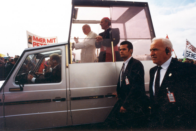 media/image/1980_Papstbesuch_Deutschland_1996_1.jpg